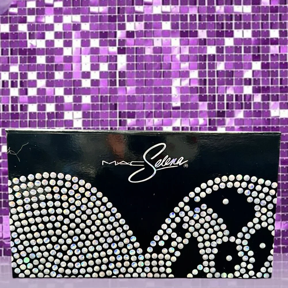 MAC Selena The Queen of Cumbia Makeup Limited Edition 25th Anniversary Bundle